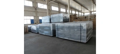 ANJIA Group – galvanized 3D fence panels palletized for bulk export